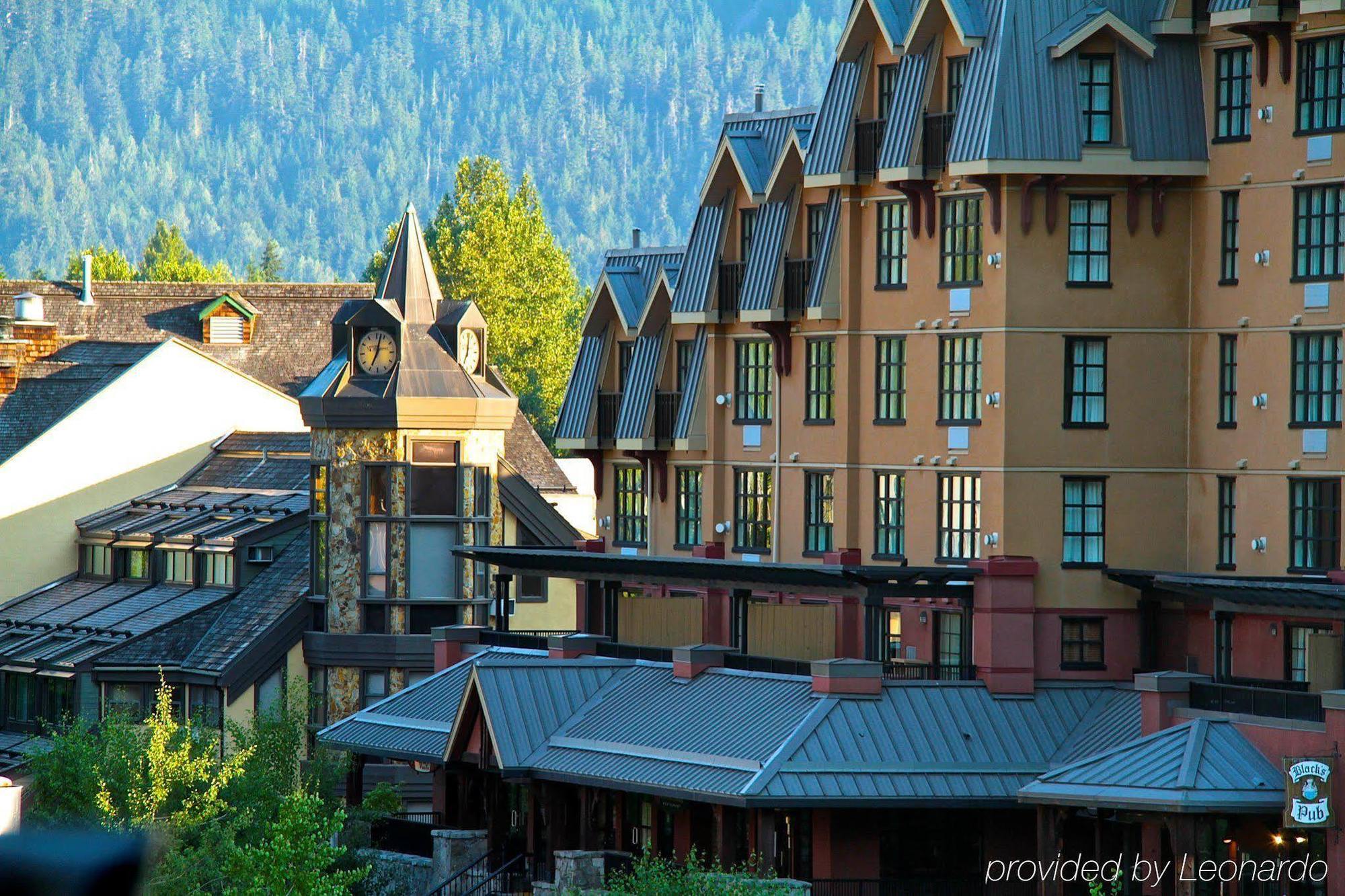 Clock Tower Resort Вістлер Екстер'єр фото